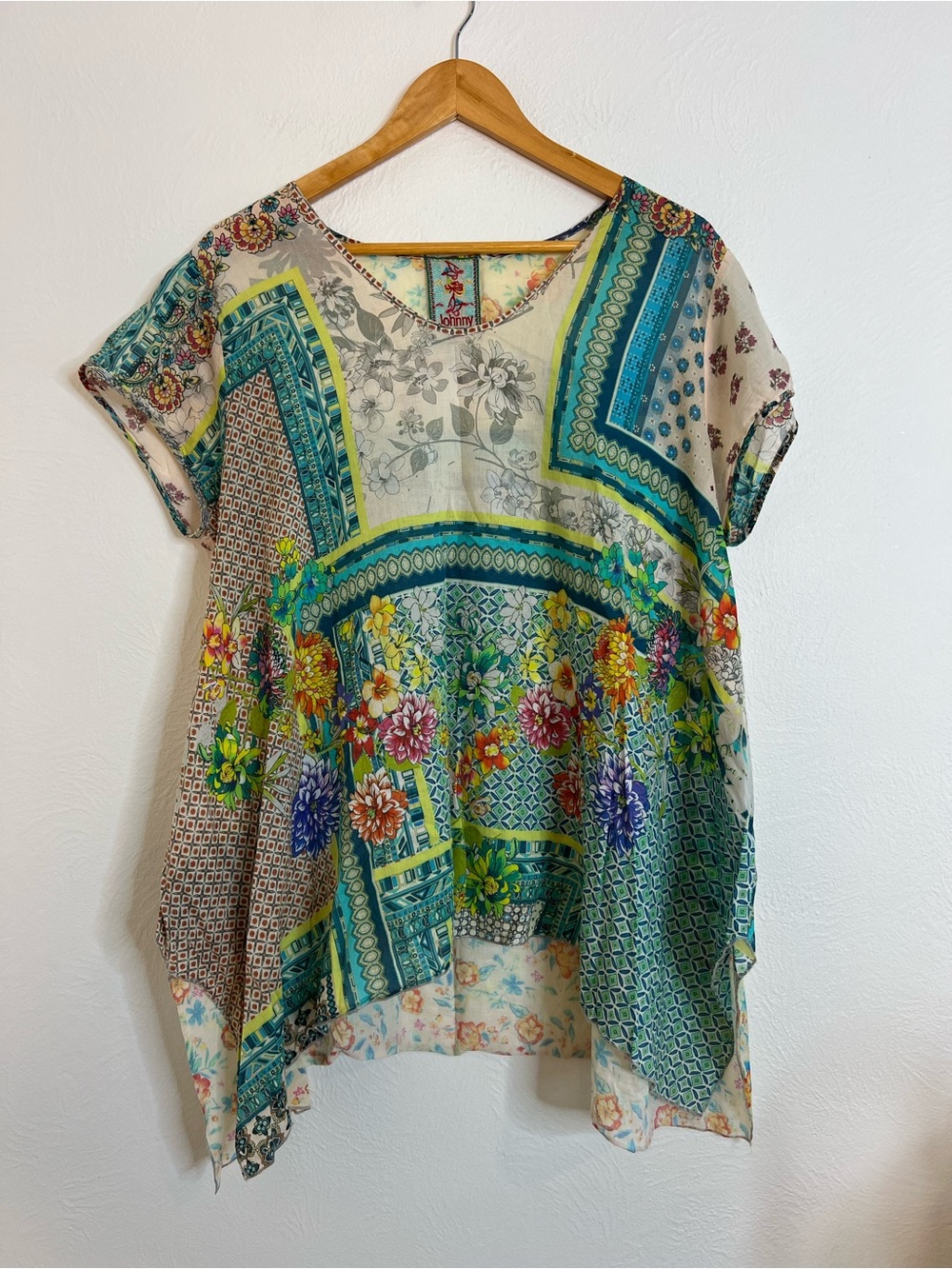 Johnny Was Embroidered Floral Tunic Top in Teal, Red and Yellow size Large